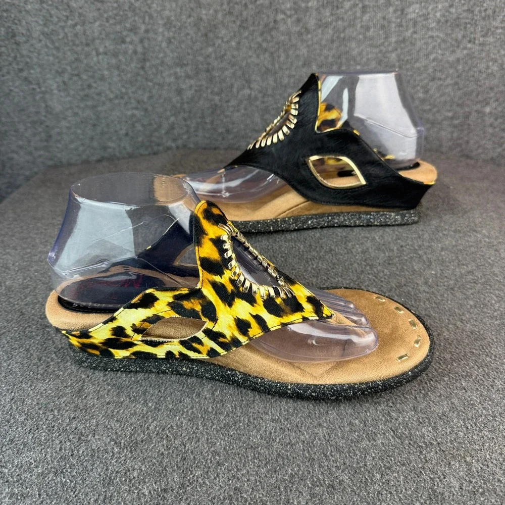 Modzori Reversibles Leopard Black Wedge Sandals Thong Women's Size 9